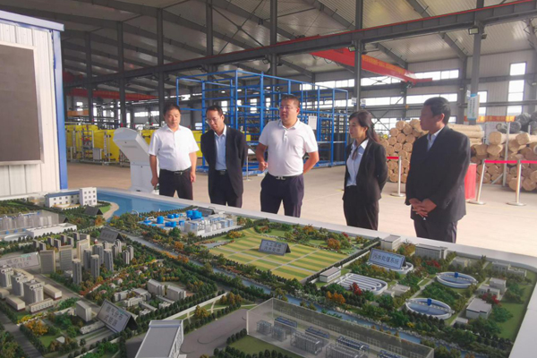 陜西航天建設(shè)集團(tuán)有限公司總經(jīng)理、黨委副書記謝明娟率隊(duì)赴遼寧一諾環(huán)保產(chǎn)業(yè)集團(tuán)開展考察調(diào)研工作